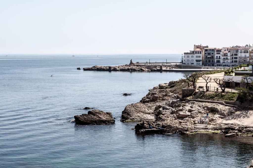 Apartamento Pie De Playa-Wifi Free L' Escala Exteriör bild