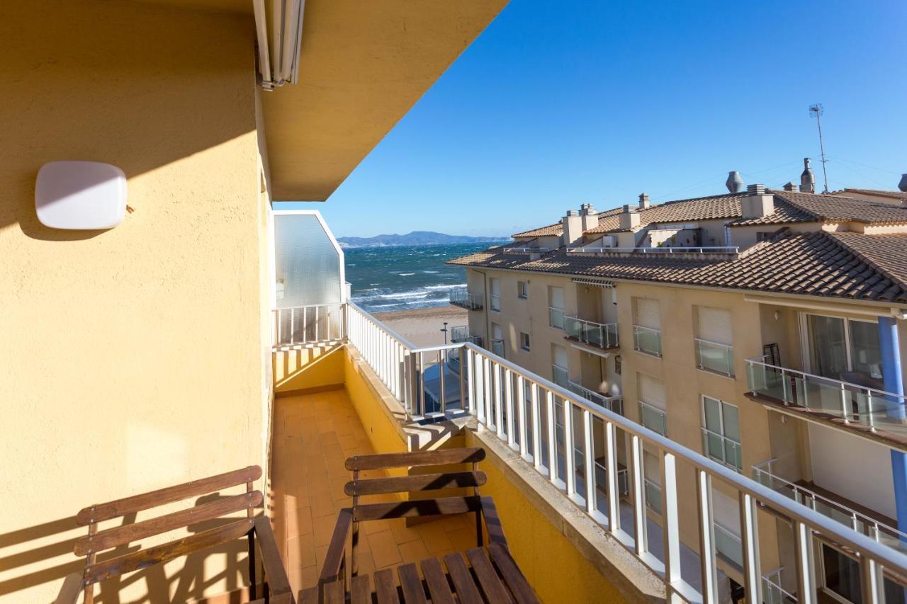 Apartamento Pie De Playa-Wifi Free L' Escala Exteriör bild