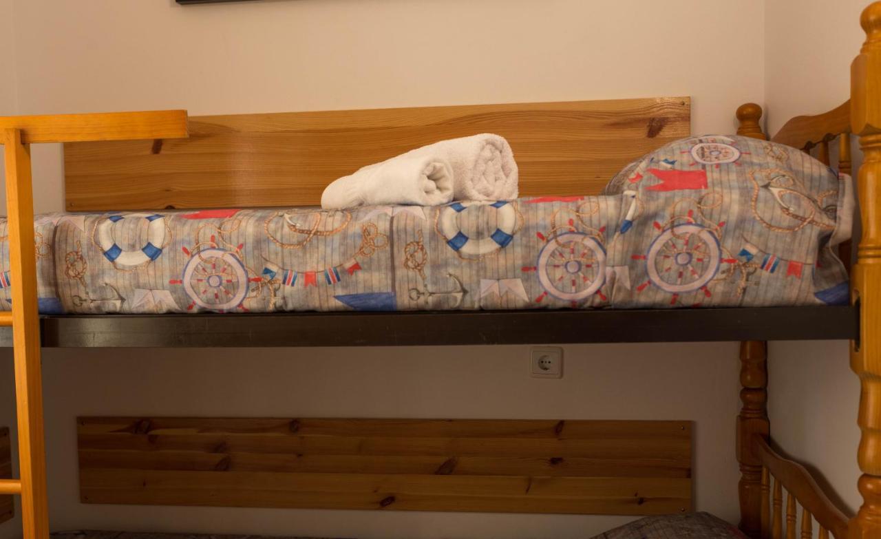 Apartamento Pie De Playa-Wifi Free L' Escala Exteriör bild