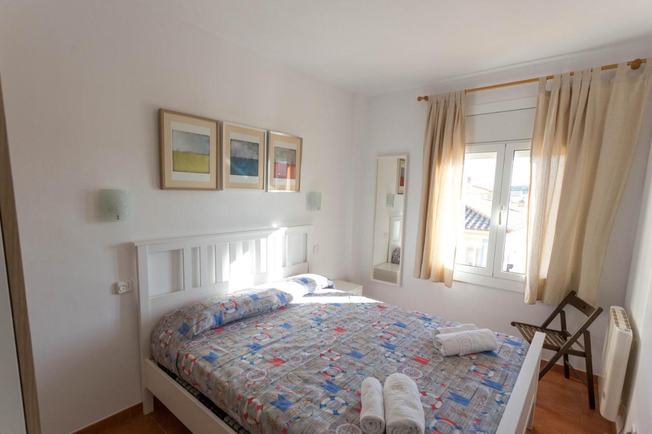 Apartamento Pie De Playa-Wifi Free L' Escala Exteriör bild
